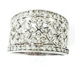Thailand 925 white gold wide ring with diamonds